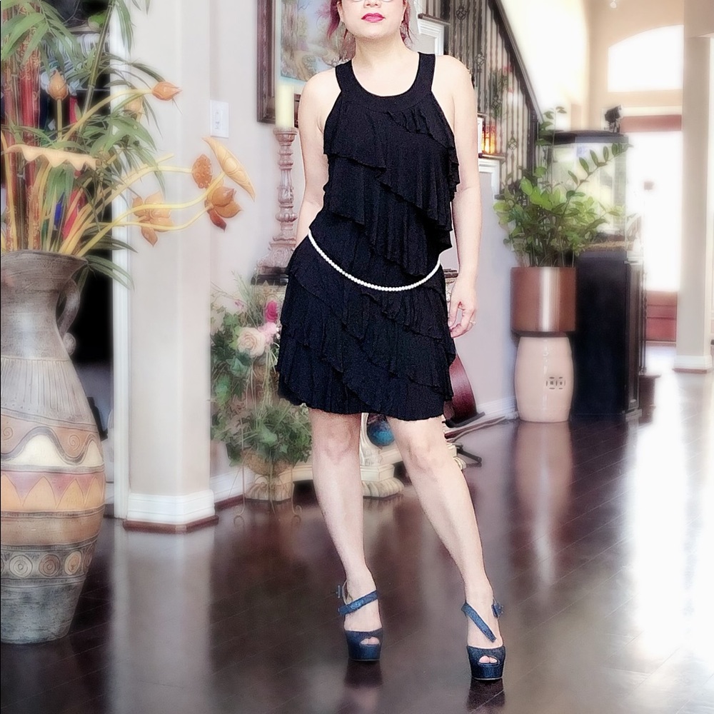 White House Black Market Ruffle Dress 👗